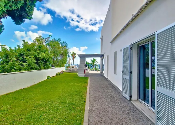 Madeira By Lovelystay Villa Caniço